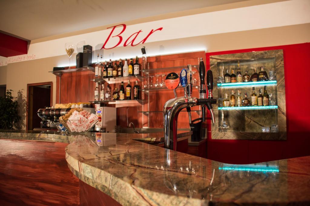 Crotto Dei Pescatori Bed & Breakfast Лецено Екстериор снимка