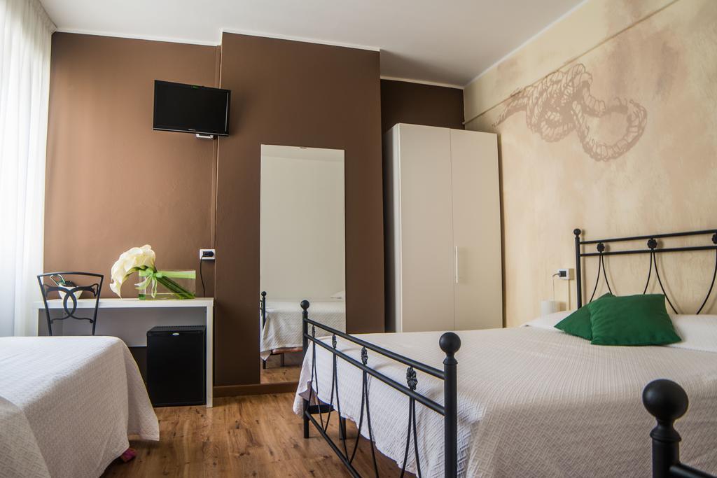 Crotto Dei Pescatori Bed & Breakfast Лецено Екстериор снимка